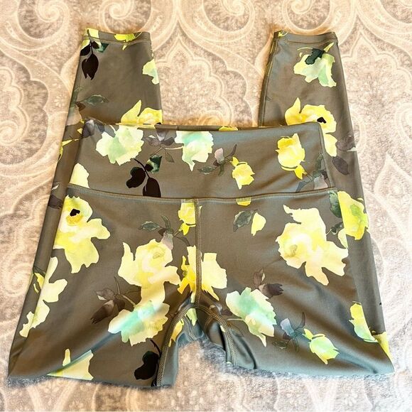 Athleta elation 7/8 tight - Picture 2 of 4